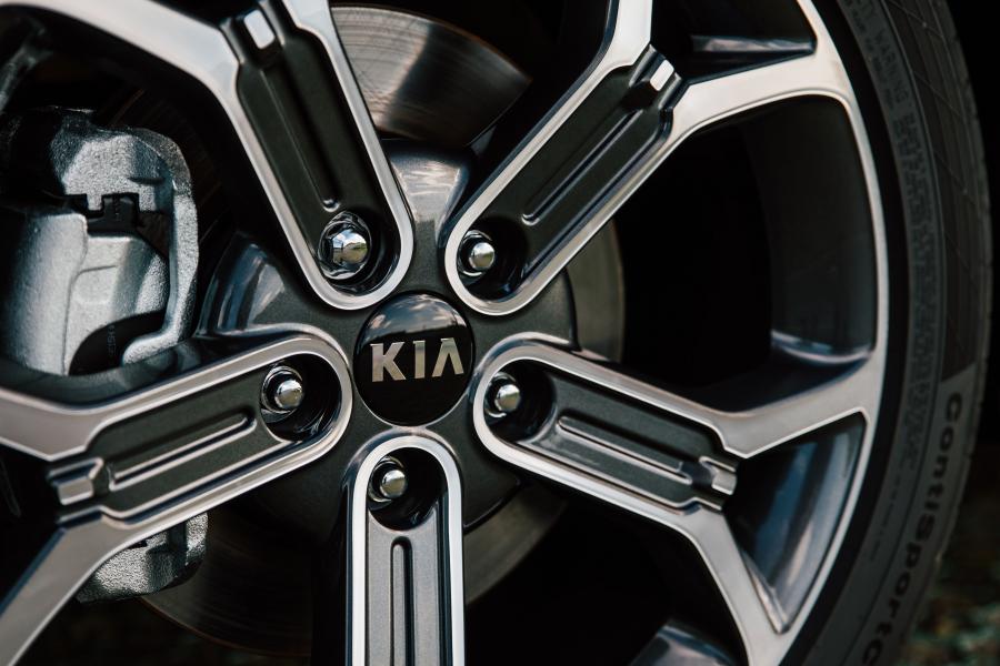 Колеса Kia XCeed First Edition 2019 года  (UK) (фото 43 из 103)